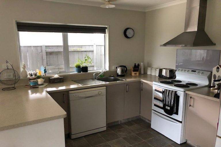 Photo of property in 4 Cullen Court, Palmerston North, 4410