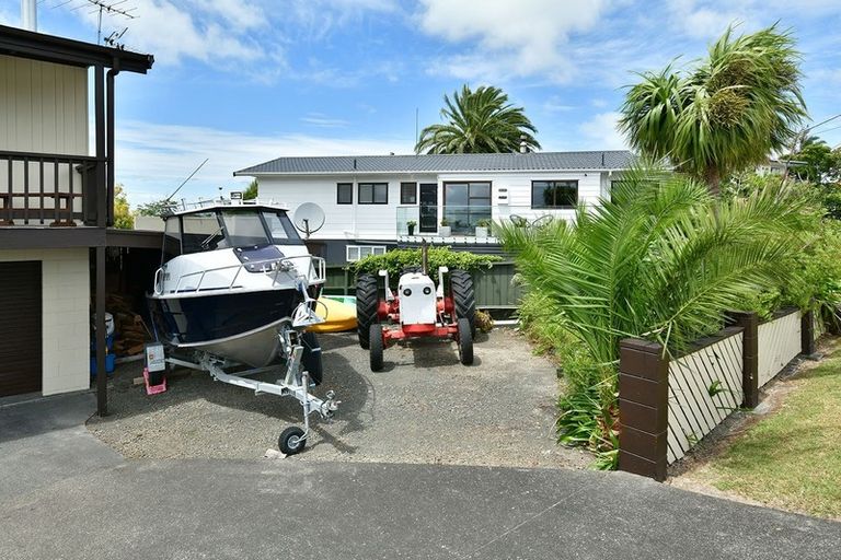 Photo of property in 37 Rawhiti Road, Manly, Whangaparaoa, 0930