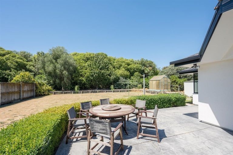 Photo of property in 30 Hoult Crescent, Monaco, Nelson, 7011