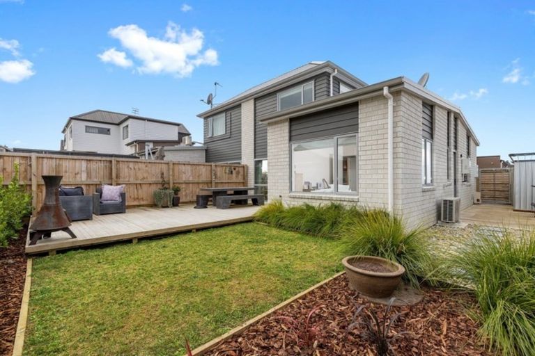 Photo of property in 16 Springside Court, Huntington, Hamilton, 3210