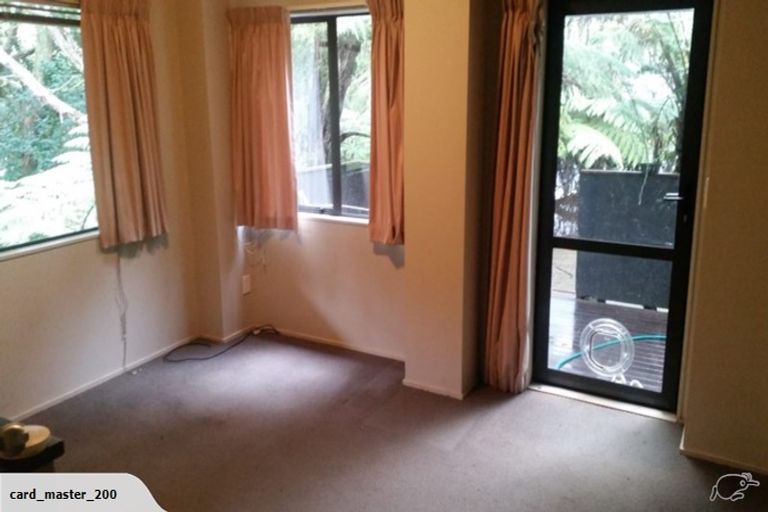 Photo of property in 16a Vonnell Place, Birkdale, Auckland, 0626