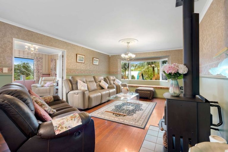 Photo of property in 11 Te Pahi River Drive, Paparoa, Maungaturoto, 0583