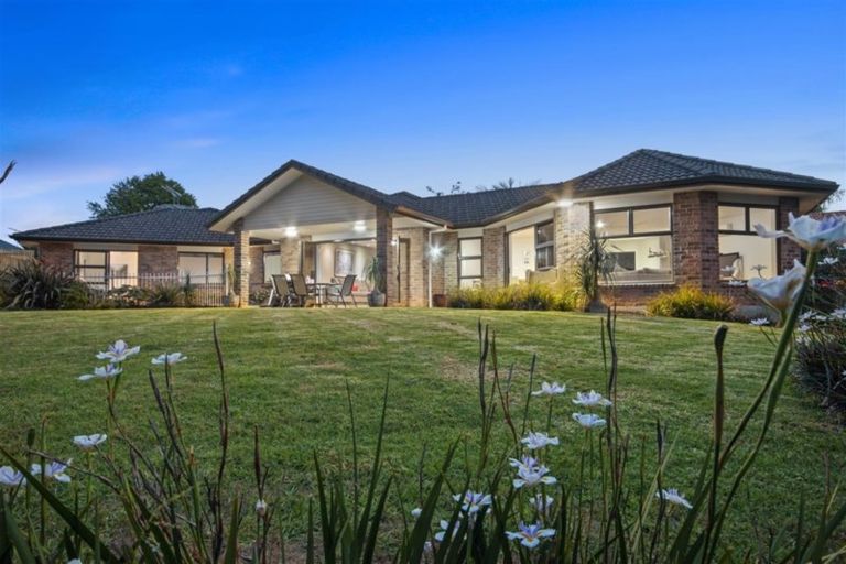 Photo of property in 23 Lough Bourne Drive, Pukekohe, 2120