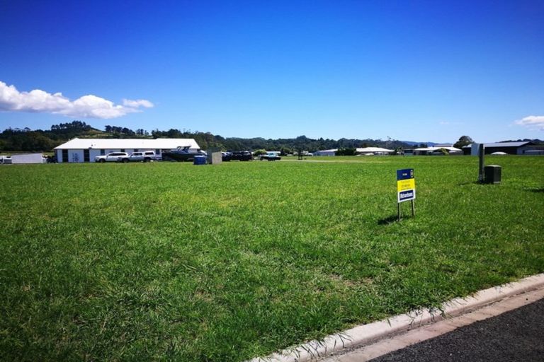 Photo of property in 43 Longreach Drive, Cooks Beach, Whitianga, 3591