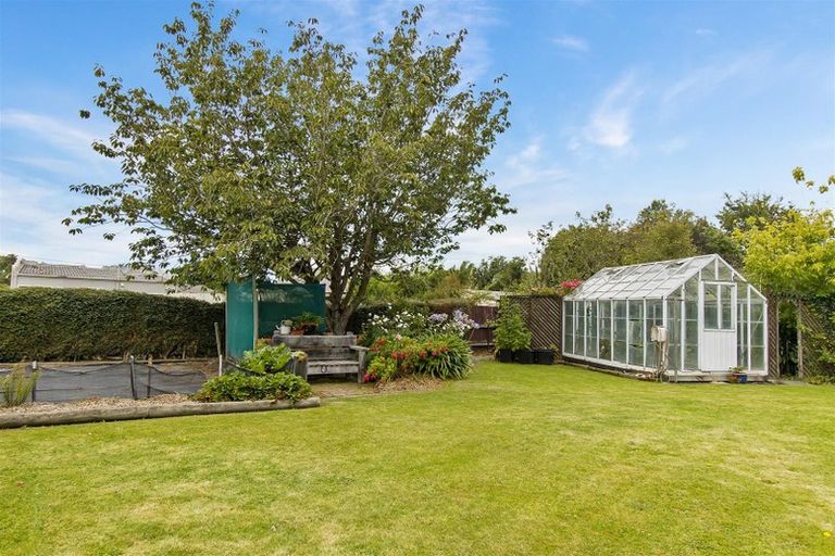 Photo of property in 69 Rhodes Street, Waimate, 7924
