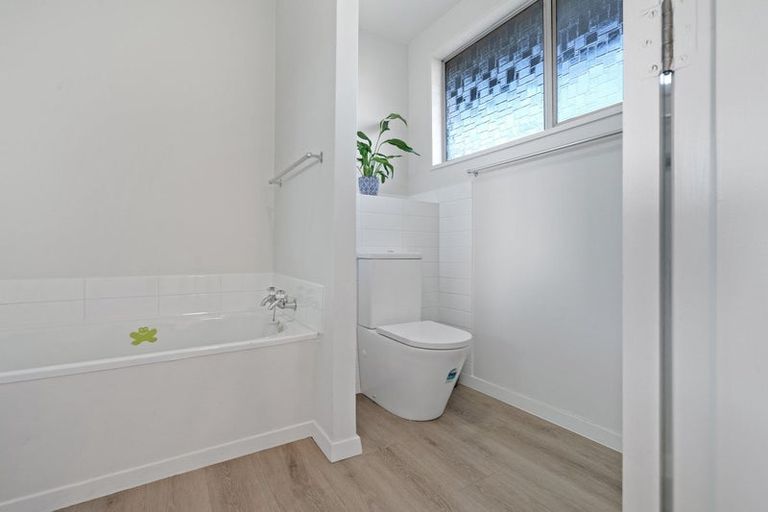 Photo of property in 1/6 Croziers Road, St Albans, Christchurch, 8052