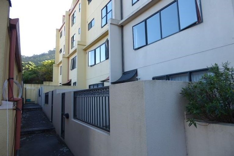 Photo of property in 83j Hill Street, Thorndon, Wellington, 6011