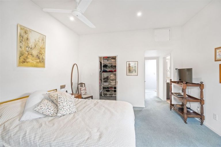 Photo of property in 2/15 Wai-iti Terrace, Burnside, Christchurch, 8053