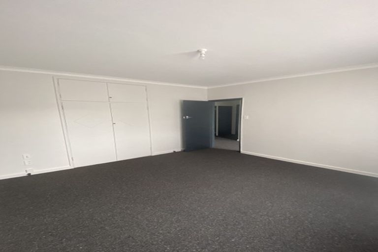 Photo of property in 229 Featherston Street, Palmerston North, 4410