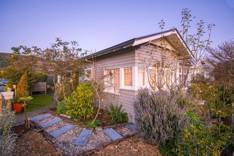 Photo of property in 2 Weka Street, The Wood, Nelson, 7010