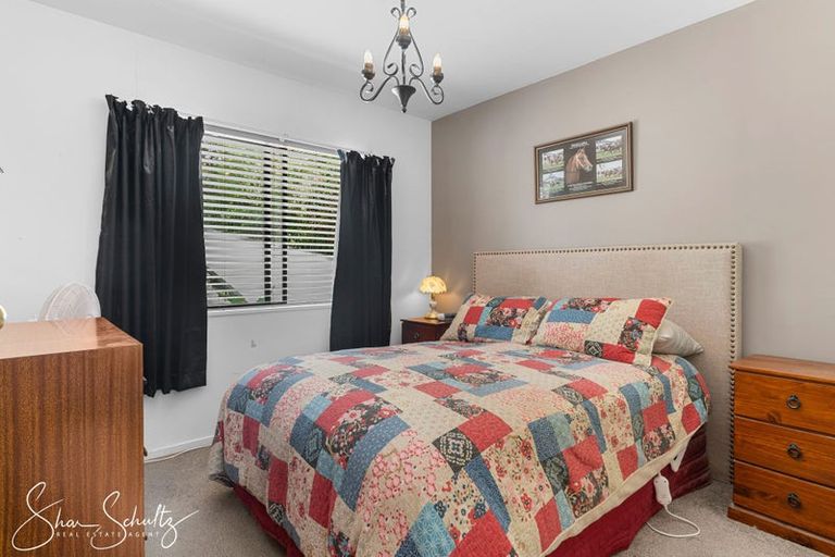 Photo of property in 9 Bickerstaffe Road, Maungaturoto, 0520