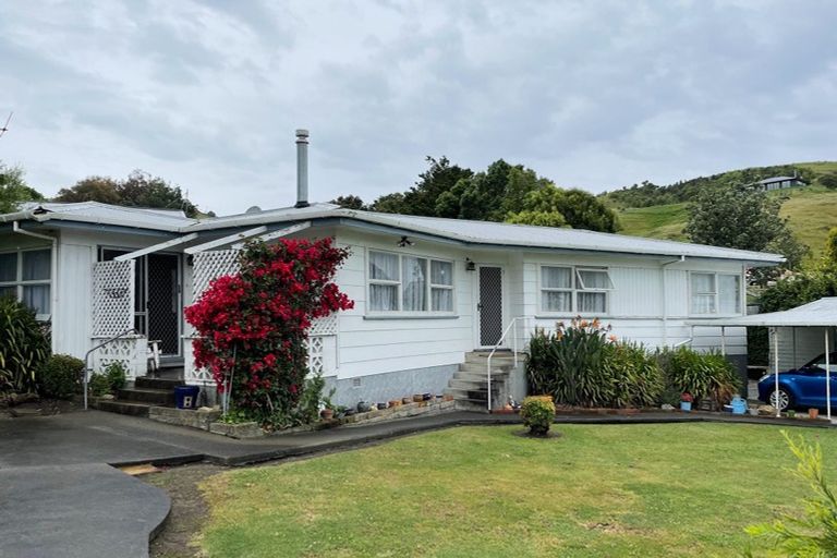 Photo of property in 35 Einstein Street, Outer Kaiti, Gisborne, 4010