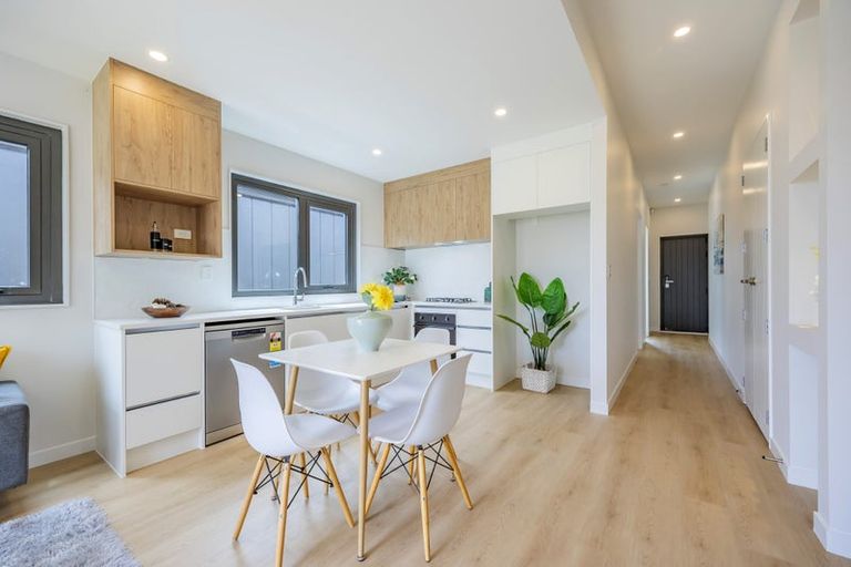 Photo of property in 3 Taukahiwi Road, Pukekohe, 2120