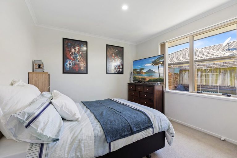 Photo of property in 120 Doncaster Drive, Papamoa Beach, Papamoa, 3118