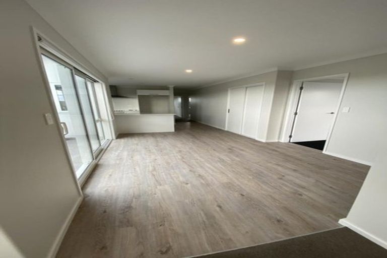 Photo of property in 8 Manhattan Crescent, Papamoa, 3118