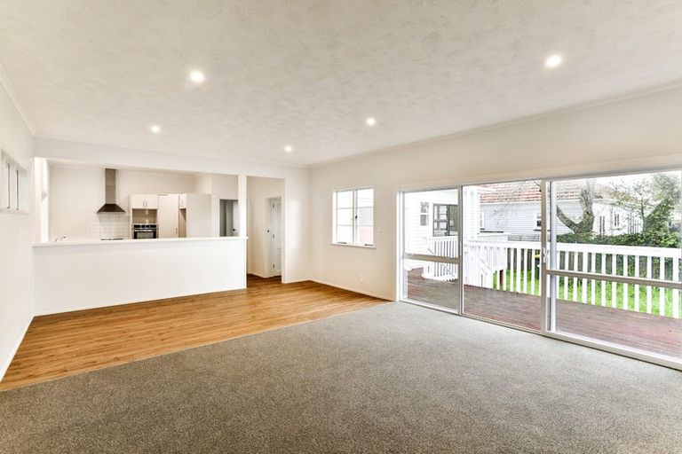 Photo of property in 215 Richmond Road, Grey Lynn, Auckland, 1021