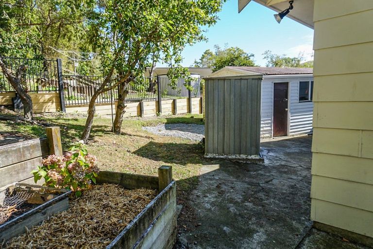 Photo of property in 30 Mamaku Street, Paraparaumu, 5032