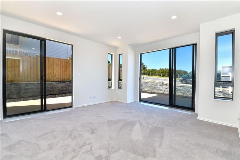 Photo of property in 241 West Hoe Heights, Orewa, 0931