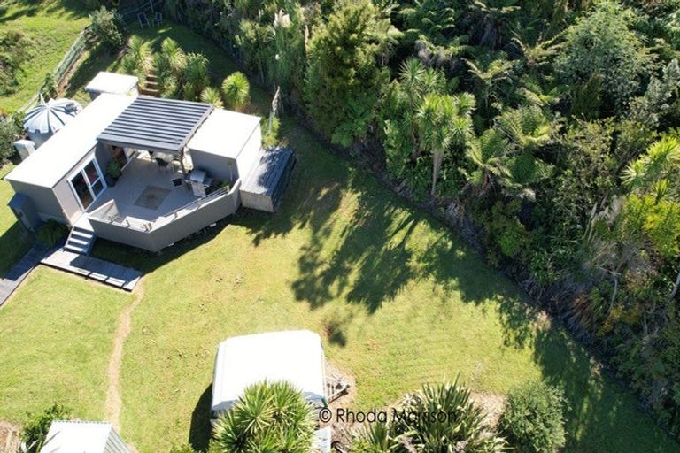 Photo of property in 76 Komiti Road, Tinopai, 0593