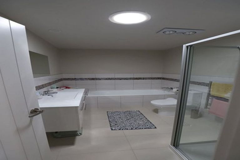 Photo of property in 48 Battalion Drive, Papakura, 2110