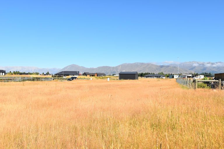 Photo of property in 1 Tussock Crescent, Twizel, 7901