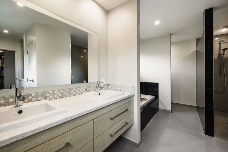 Photo of property in 58a Clarkin Road, Fairfield, Hamilton, 3214