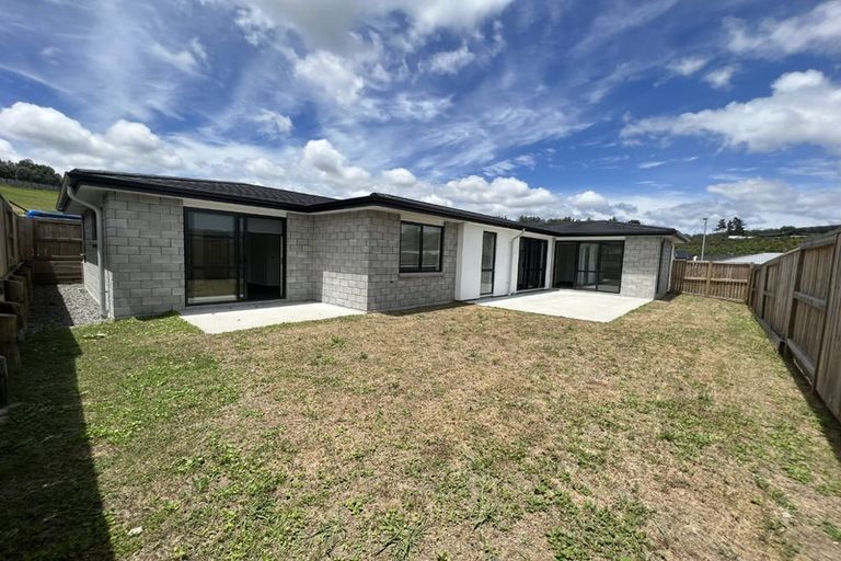 Photo of property in 29 Whakaturou Crescent, Pyes Pa, Tauranga, 3112
