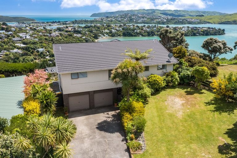 Photo of property in 11 Mercury Way, Whitby, Porirua, 5024