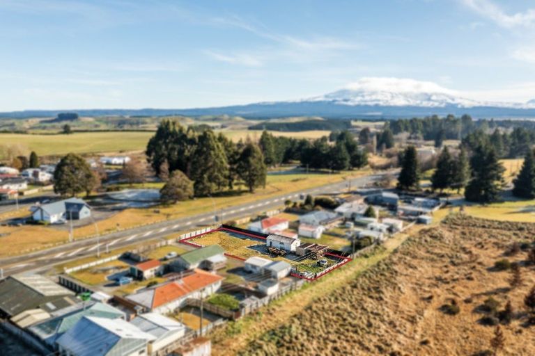 Photo of property in 11 State Highway 1, Waiouru, 4825