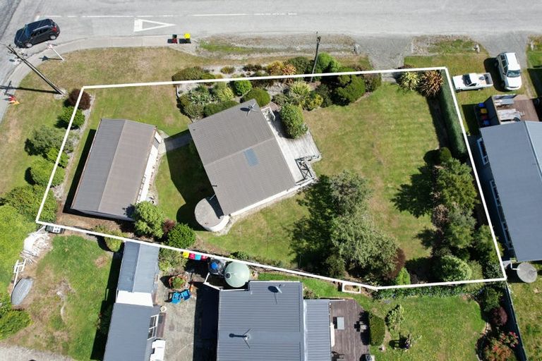 Photo of property in 137 Kent Street, Kingston, Athol, 9793