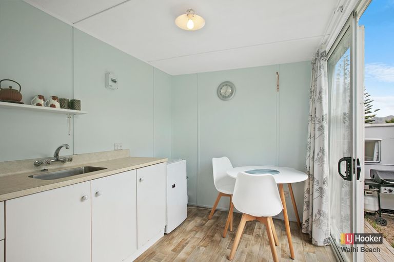 Photo of property in 37 Seaforth Road, Waihi Beach, 3611