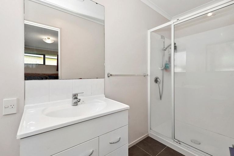 Photo of property in 3 Beckham Close, Grandview Heights, Hamilton, 3200