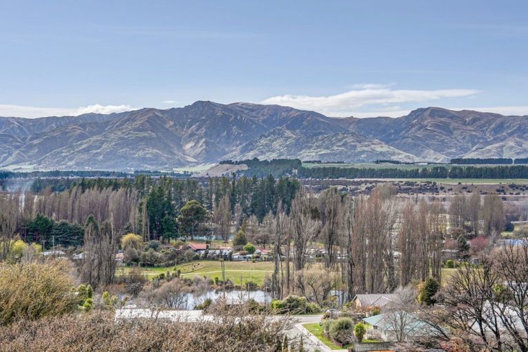 Photo of property in 47 Matheson Crescent, Albert Town, Wanaka, 9305
