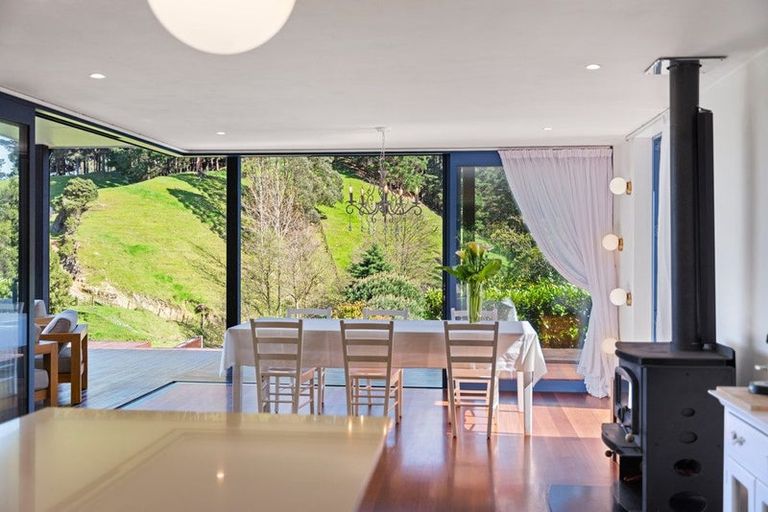 Photo of property in 105 Waterfall Road, Paraparaumu, 5032