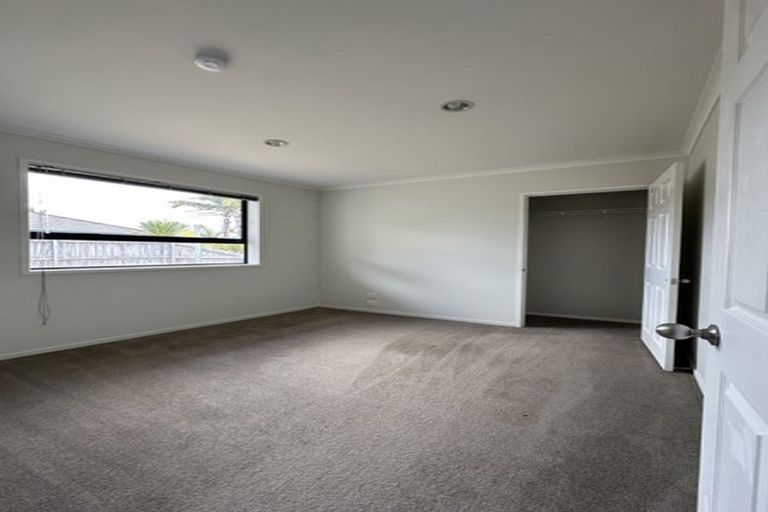 Photo of property in 13 Hoihere Drive, One Tree Point, 0118
