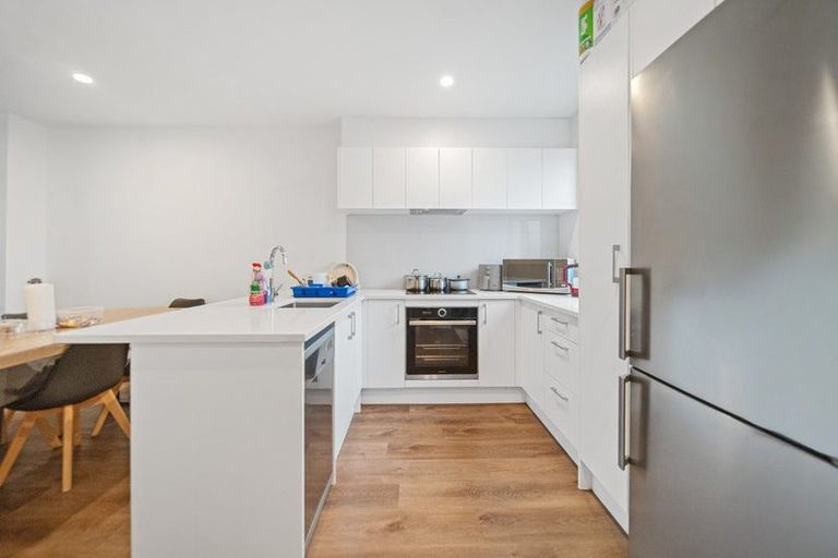 Photo of property in 14 Rara Lane, Manukau, Auckland, 2104