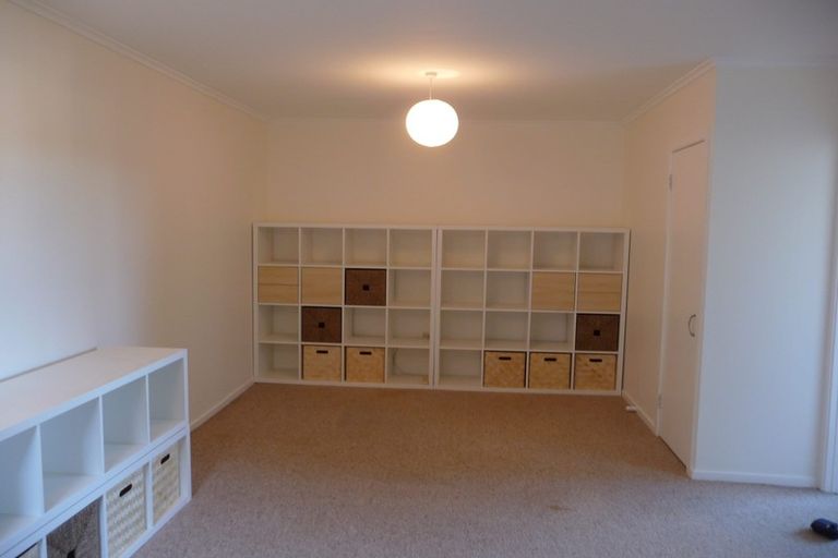 Photo of property in 11 Melrose Road, Island Bay, Wellington, 6023