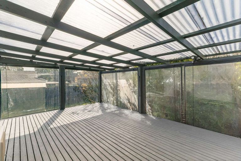 Photo of property in 2/79 Luanda Drive, Ranui, Auckland, 0612