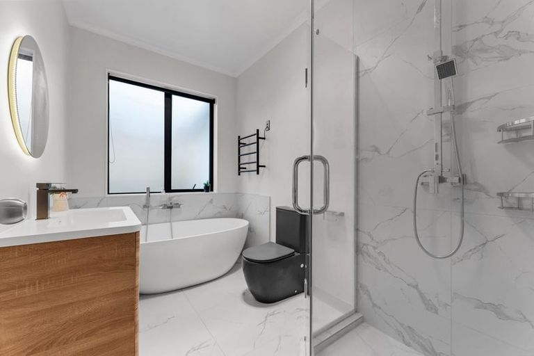 Photo of property in 4 Viv Green Place, Pokeno, 2402