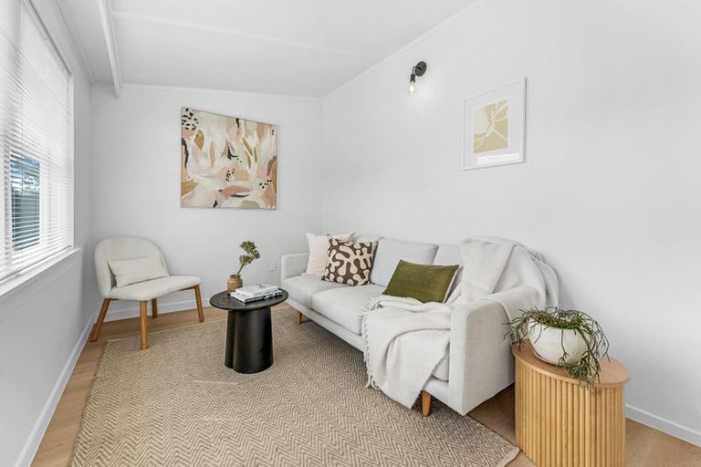 Photo of property in 36 Normandy Place, Henderson, Auckland, 0610