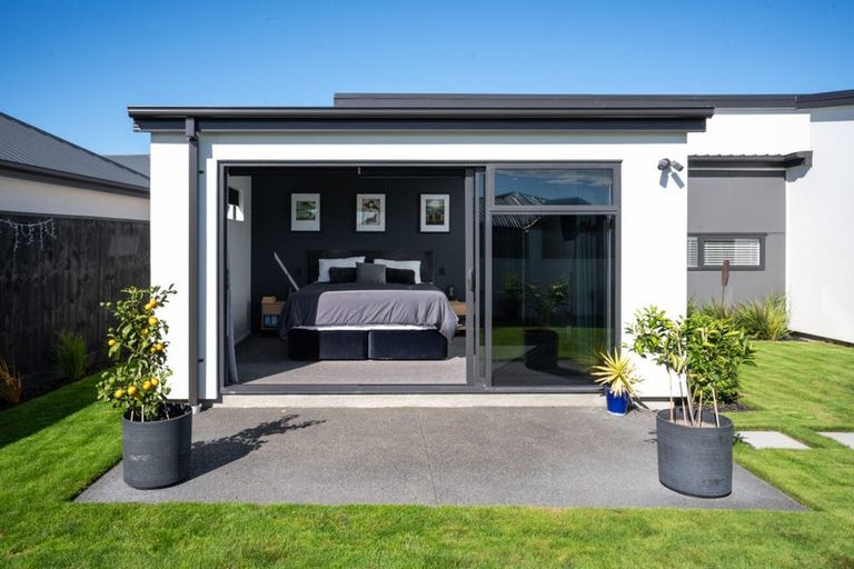 Photo of property in 31 Blue Jacket Drive, Halswell, Christchurch, 8025