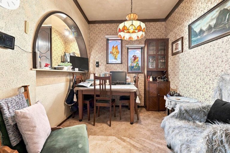 Photo of property in 55 Royal Crescent, Saint Kilda, Dunedin, 9012