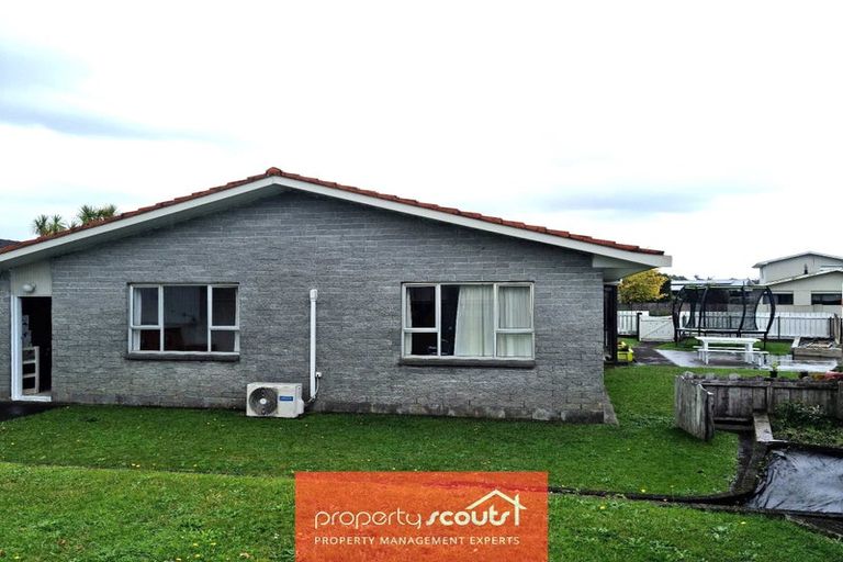 Photo of property in 72 Manu Crescent, Upper Vogeltown, New Plymouth, 4310