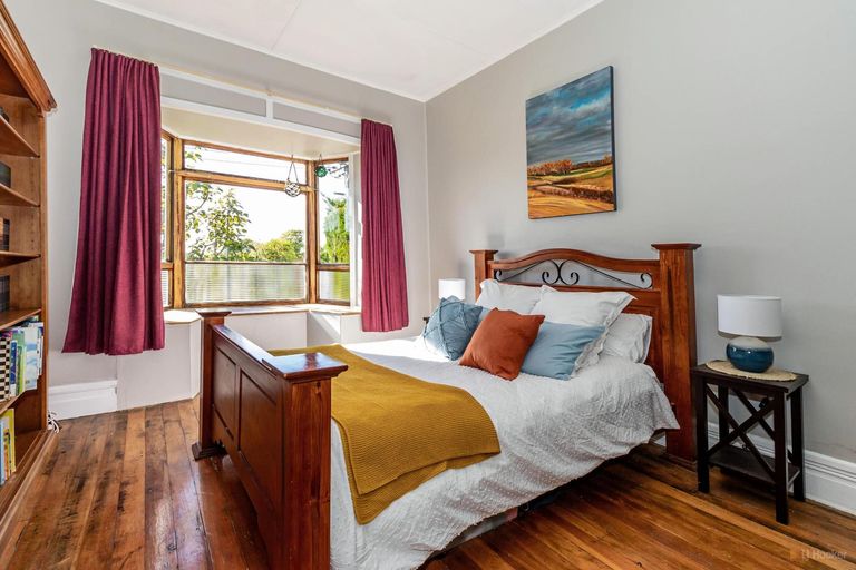 Photo of property in 68 Peel Street, Geraldine, 7930