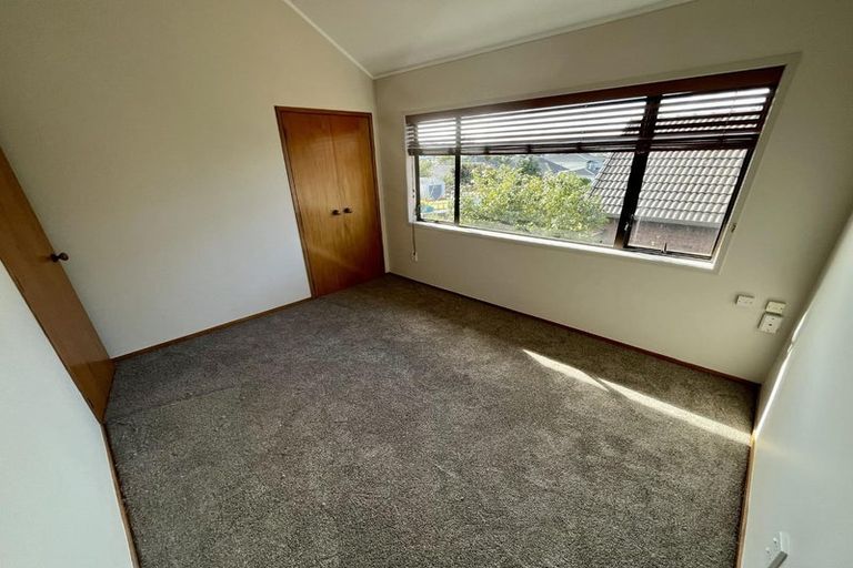 Photo of property in 20a Otakau Road, Milford, Auckland, 0620
