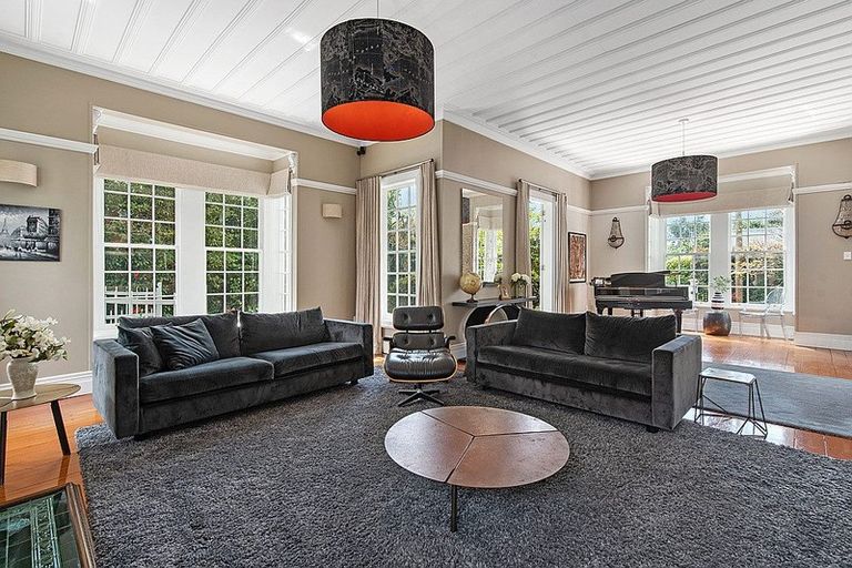 Photo of property in 52 Hinemoa Street, Birkenhead, Auckland, 0626