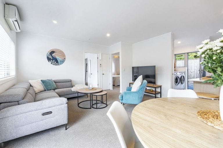 Photo of property in 48a Pitcairn Street, Oakura, 4314