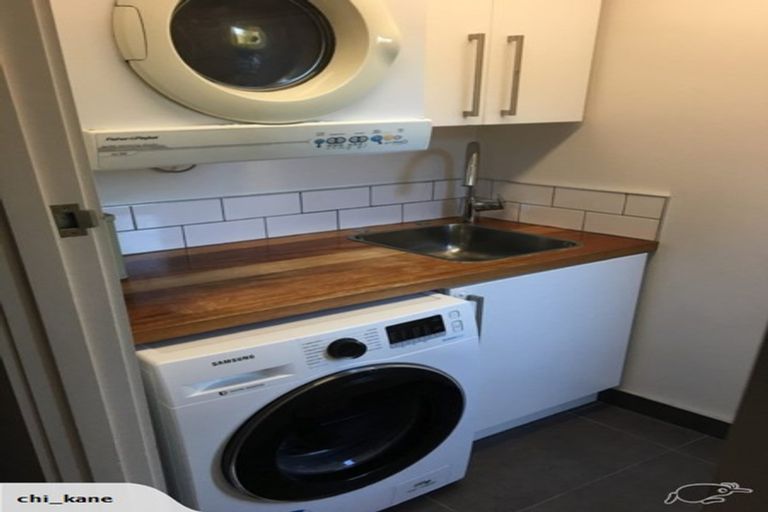 Photo of property in 130 Saint Martins Road, Saint Martins, Christchurch, 8022