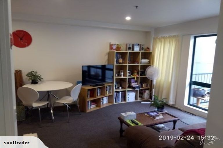 Photo of property in Courtenay Apartments, 412/120 Courtenay Place, Te Aro, Wellington, 6011