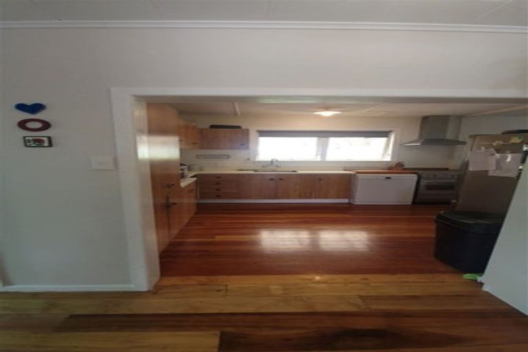 Photo of property in 1899 Paparoa Valley Road, Paparoa, 0571